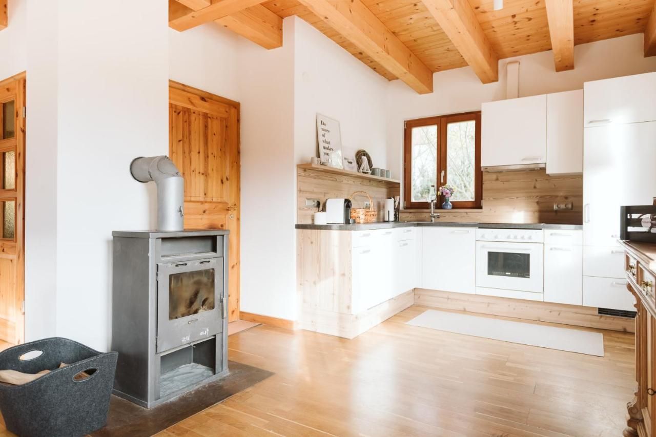 Mirnockahoi - Familienfreundliches Ferienhaus Fuer 4 Erwachsene, Maritimes Bergerlebnis, Panoramablick Von Terrasse Und Balkon, Carinthia, Millstaettersee Ferndorf Kültér fotó