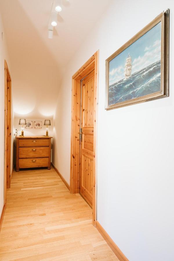 Mirnockahoi - Familienfreundliches Ferienhaus Fuer 4 Erwachsene, Maritimes Bergerlebnis, Panoramablick Von Terrasse Und Balkon, Carinthia, Millstaettersee Ferndorf Kültér fotó