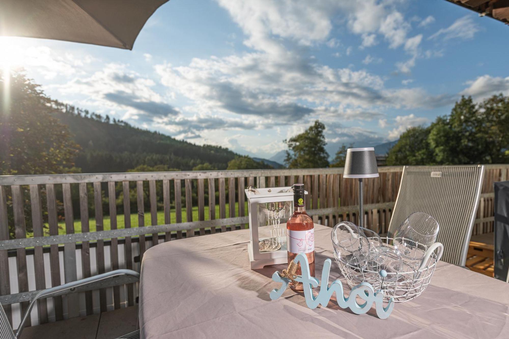 Mirnockahoi - Familienfreundliches Ferienhaus Fuer 4 Erwachsene, Maritimes Bergerlebnis, Panoramablick Von Terrasse Und Balkon, Carinthia, Millstaettersee Ferndorf Kültér fotó